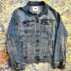 Old navy jean jacket, nwot